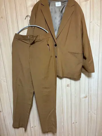 LOWRYS FARM 브라운 팬츠 셋업