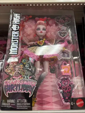 MONSTER HIGH SCREAMING SWEET BIRTHDAY