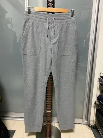 GAP 그레이 조거 팬츠 맨투맨