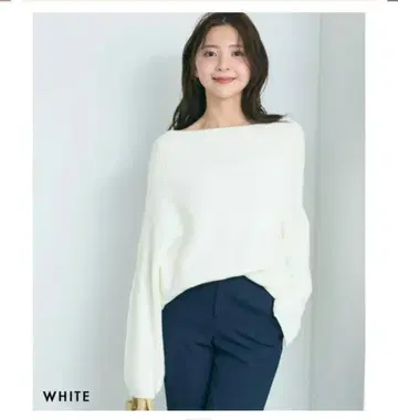 와이드 넥 드롭 숄더 니트