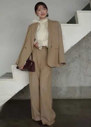 [ 새상품 ] 아뉴앙스 베이직 와이드 턱 팬츠