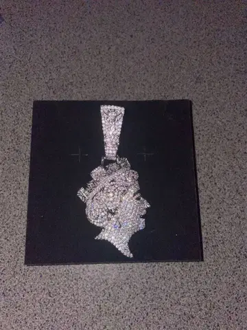 central cee 착용 jewelry