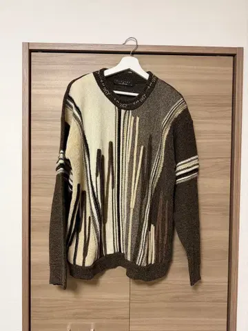 [ 구제 의류 ] Protege 니트 스웨터 L 사이즈 브라운/아이보리