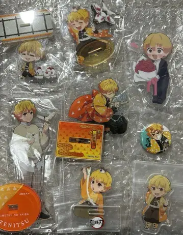 귀멸의 칼날 아가츠마 젠이츠 아크릴 굿즈 등