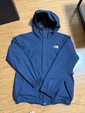 The North Face 마운틴 파카 네이비