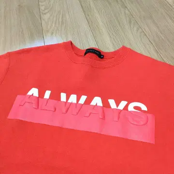 AOOS always out of stock 레드 맨투맨 S