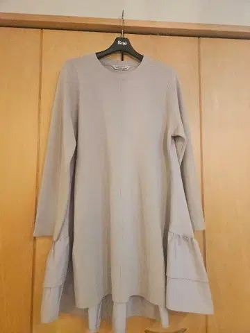 새상품 미사용 튜닉풍 상의