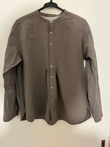 Vent d'ouest par Le minor 코튼 블라우스