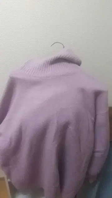 JEANASIS 터틀넥 스웨터