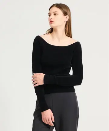 ESTNATION 블랙 긴팔 오프숄더 벨로아 F 사이즈