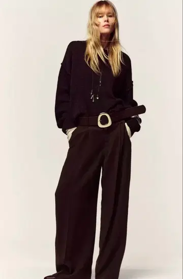 새상품 ZARA 자라 벨트 포함 와이드 팬츠 XS 다크 크림슨 완판템