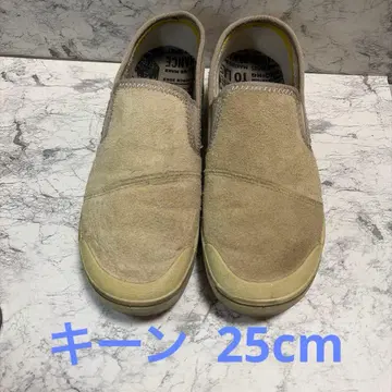 KEEN 킨 슬립온 스니커즈 베이지 스웨이드