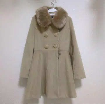 CECIL McBEE 세실 맥비 베이지 퍼 달린 롱 코트