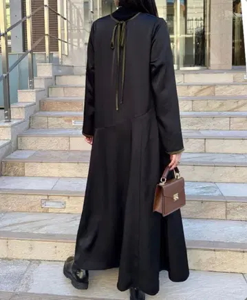 바이컬러 리본 롱 원피스