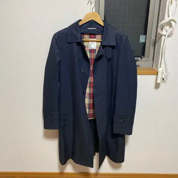 남성용 트렌치코트 (네이비 계열)