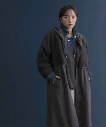 새상품 이번 시즌 에이미 로우 보아 아노락 레이어드 비버 코트 그레이