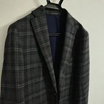 체크 무늬 비즈니스 자켓