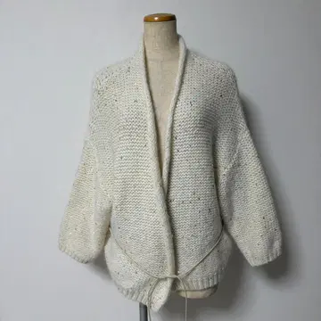 새상품 페세리코 PESERICO 스팽글 니트 가디건 정품