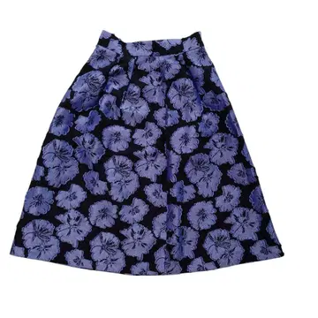 내추럴 뷰티 베이직 블루 계열 꽃무늬 자수 스커트 S (필요없는 물건)