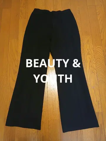 새상품급: 센터 프레스 플레어 팬츠 36