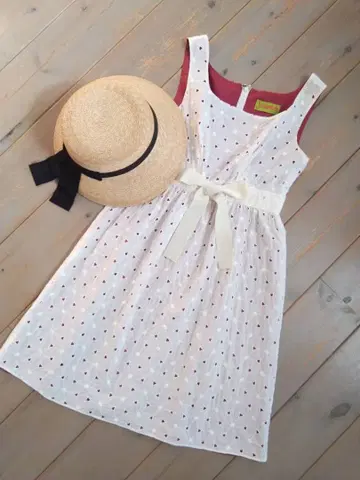 호코모모라 42 꽃 디자인 원피스 아이보리 계열