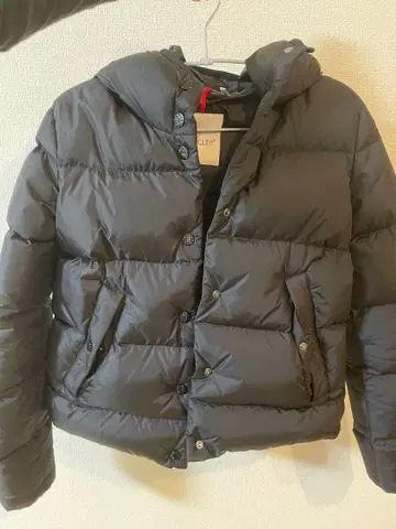 MONCLER 블랙 다운 자켓