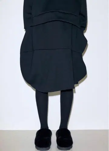 nagonstans 커브 스커트 BLACK