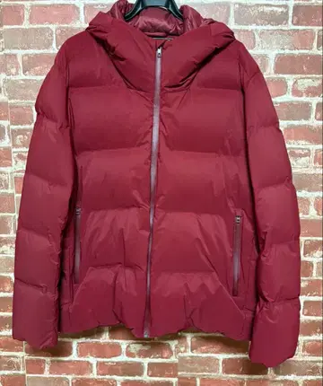 유니클로 심리스 다운 파카 새상품급