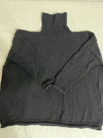 utilite / 유틸리티 / 페루 니트 풀오버