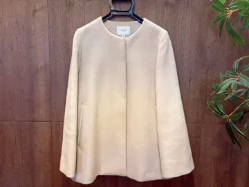 베이지 노카라 하프 코트 울 혼방