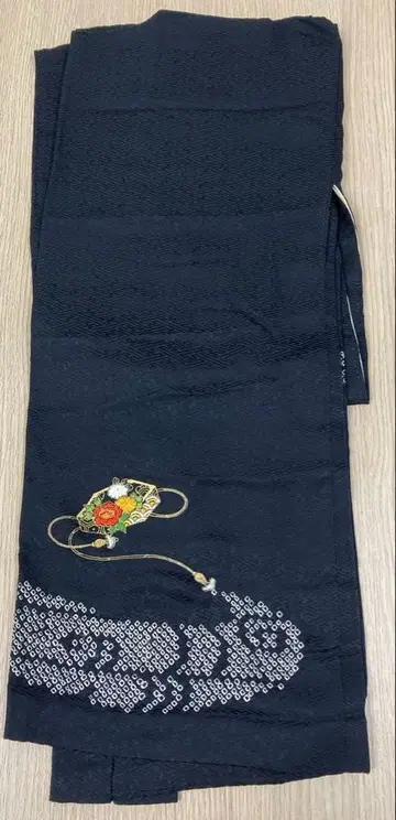 기모노용 겉옷 블랙 컬러 자수