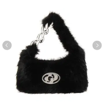 [ 공식 완판템 ] GD 큐빅 버클 ECO FUR BAG 블랙