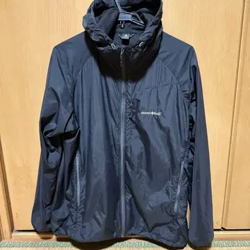 [ 새상품급 ] mont-bell 라이트 쉘 후드티 블랙 L-R