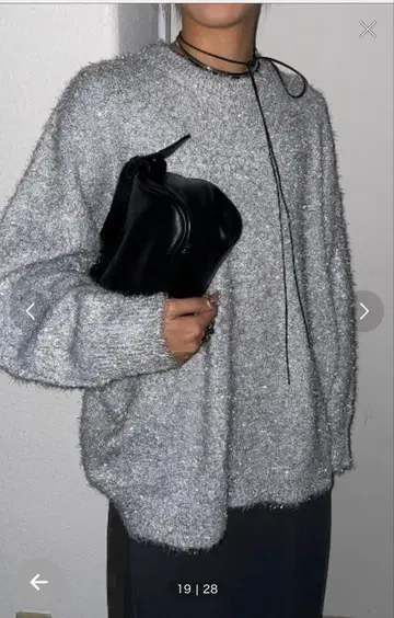 택 포함 새상품 AIC. 실버 라메 샤기 니트 복슬복슬 그레이 복슬복슬