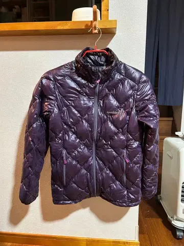 몽벨 라이트 알파인 다운 자켓