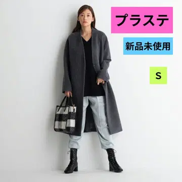 미사용 새상품 플라스테 코트 S 사이즈