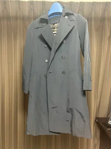 폴 스튜어트 코트