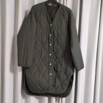 올리브 그린 퀼팅 자켓