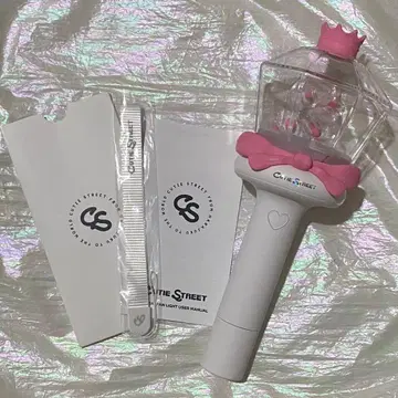 CUTIE STREET 공식 응원봉 OFFICIAL FAN LIGHT