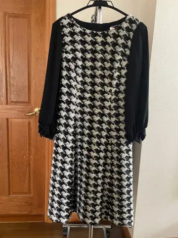 체크 무늬 (하운드투스) 롱 원피스 (긴팔) 새상품급