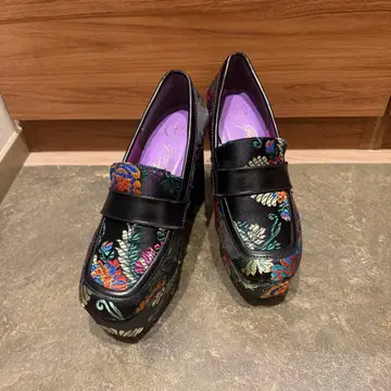 요스케 YOSUKE 통굽 펌프스 로퍼 자수 M 사이즈