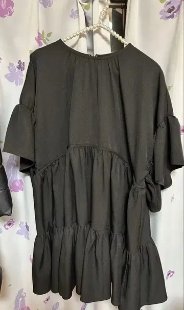 merry jenny 블랙 프릴 튜닉 F