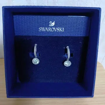 Swarovski 크리스탈 후프 귀찌