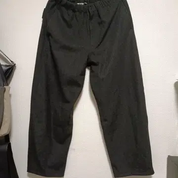 유니클로 U 브러쉬드 와이드 스웨트 팬츠 M 사이즈 다크 그레이