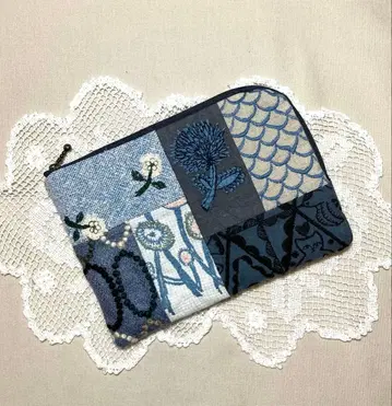 미나 페르호넨 핸드메이드 패치워크 x symphony L자 파우치