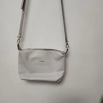 FURLA 라이트 그레이 숄더백