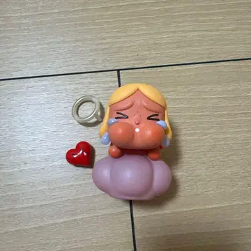 CRYBABY Crying For Love 크라이베이비 피규어