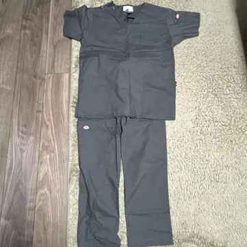 디키즈 스트레치 스크럽 상하의 셋업 건메탈