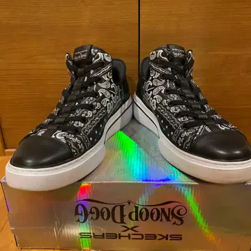 스케쳐스 스눕 독