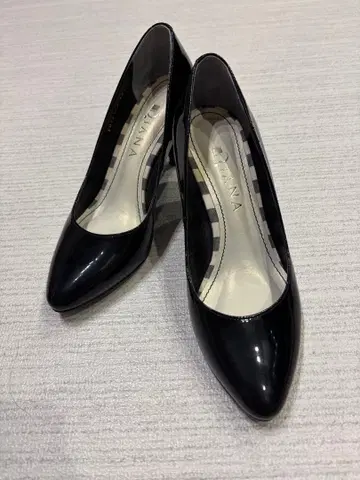 DIANA 에나멜 펌프스 다이애나 블랙 힐 신발 블랙